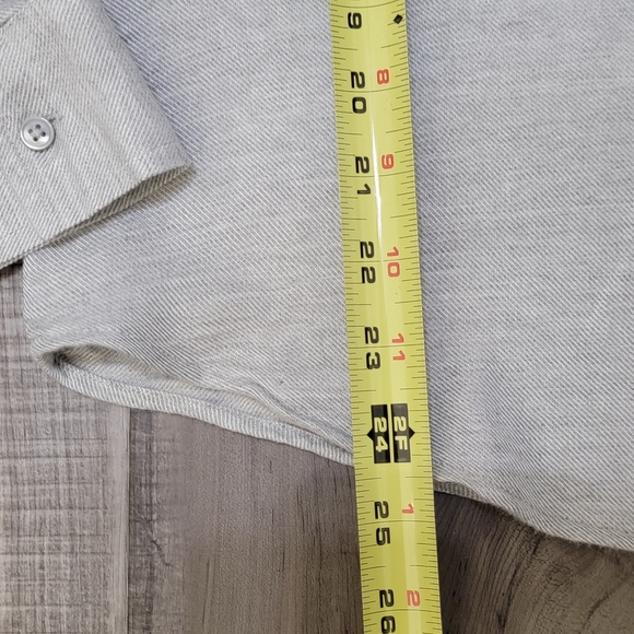 Banana Republic Dillon Classic Fit Long Sleeve Button Down Shirt - Picture 6 of 12